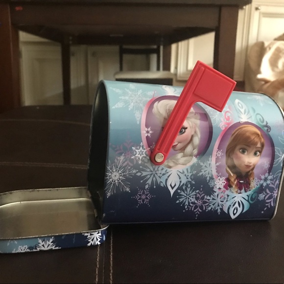 Toys Elsa And Anna Mailbox From The Movie Frozen Poshmark
